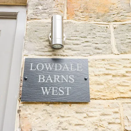 Lowdale Barns West *